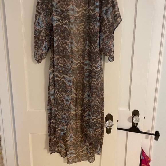 Band of Gypsies short sleeved shawl, size S. - Picture 4 of 4